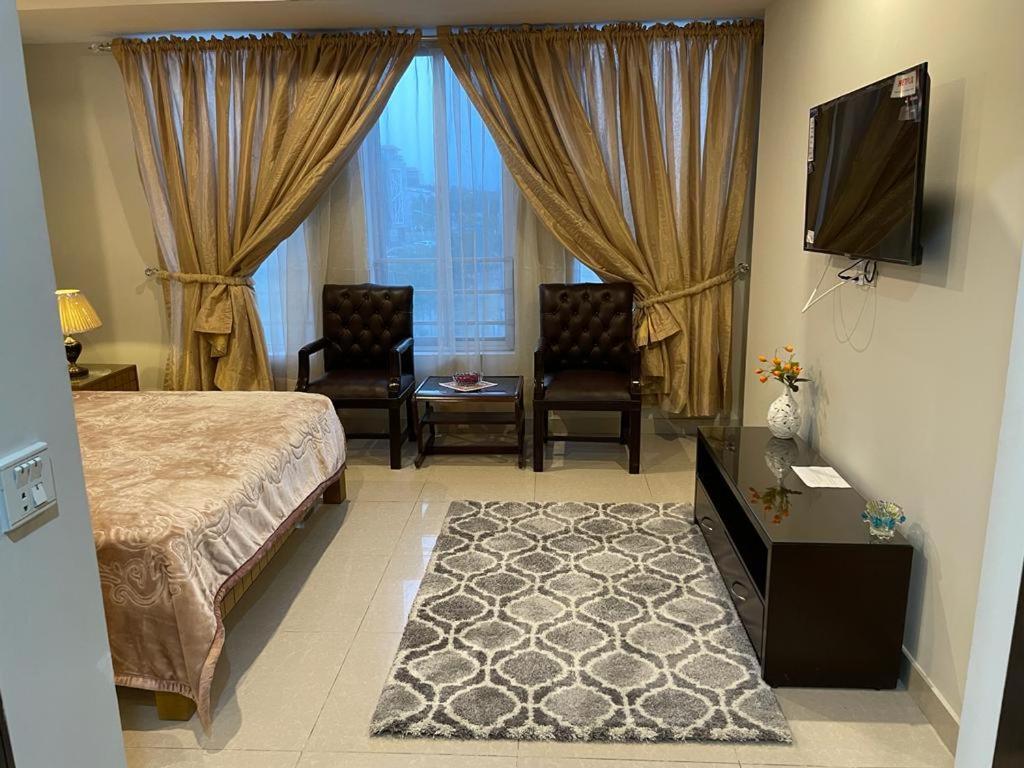 Marine Tower Apartment ราวัลปินดี ภายนอก รูปภาพ