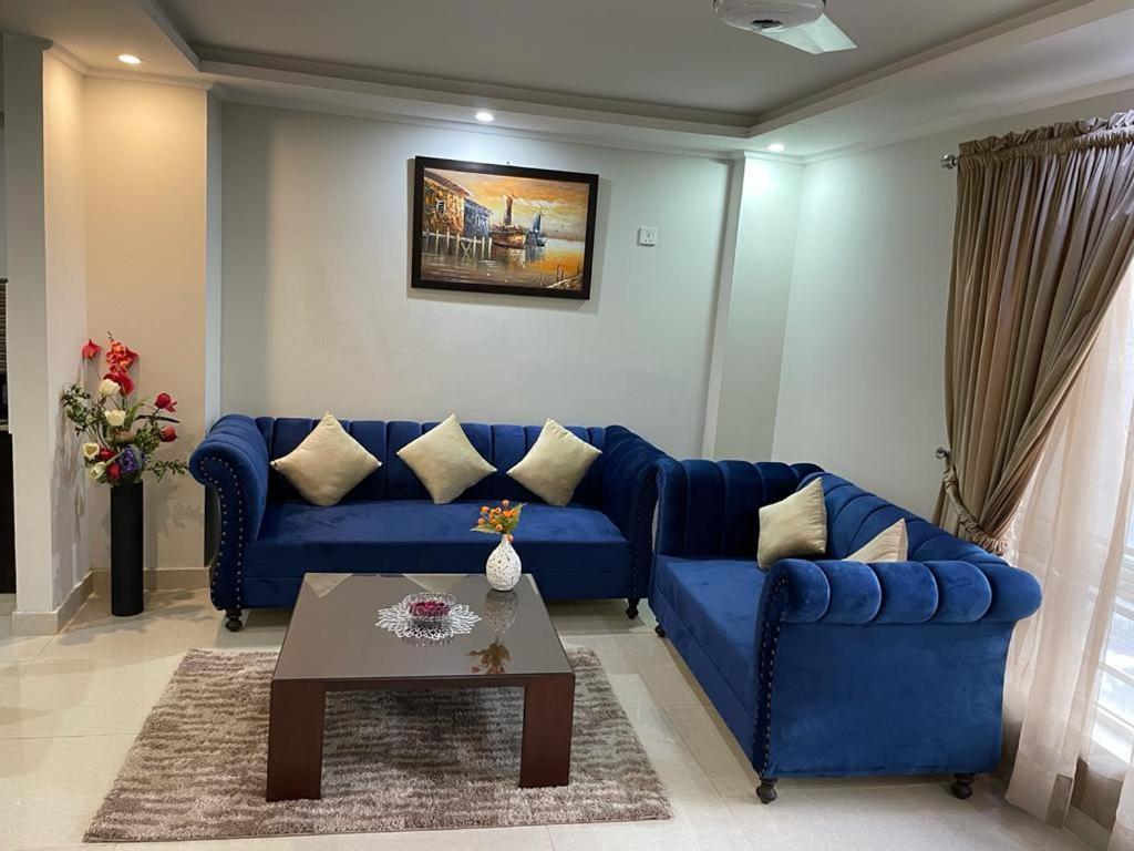 Marine Tower Apartment ราวัลปินดี ภายนอก รูปภาพ