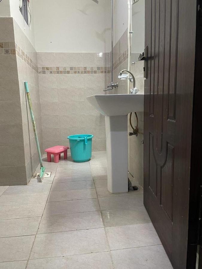 Marine Tower Apartment ราวัลปินดี ภายนอก รูปภาพ